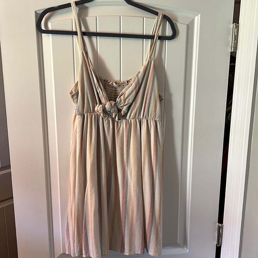 Altard State dress with tie in the front. Multiple color, size large